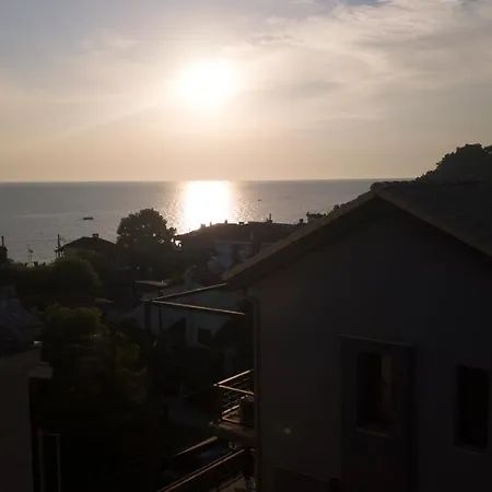 Sea Sight Complex Apartment